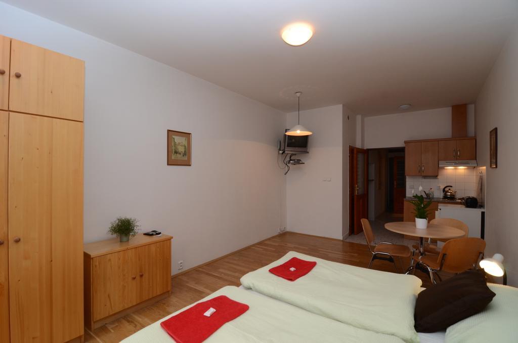 Apartments Karlin Πράγα Δωμάτιο φωτογραφία
